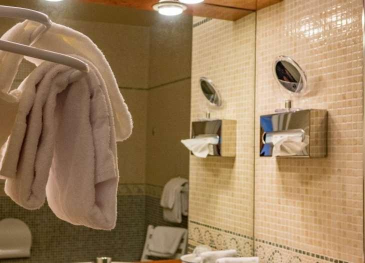 באילול Logis - Belle Hotel, Lille-Ouest חדר תמונה