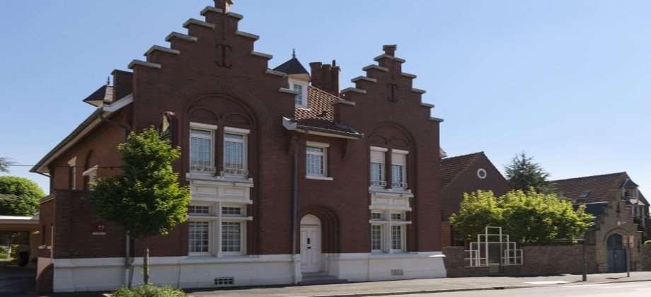 באילול Logis - Belle Hotel, Lille-Ouest מראה חיצוני תמונה
