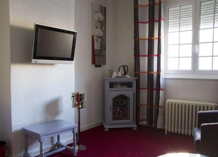 באילול Logis - Belle Hotel, Lille-Ouest חדר תמונה