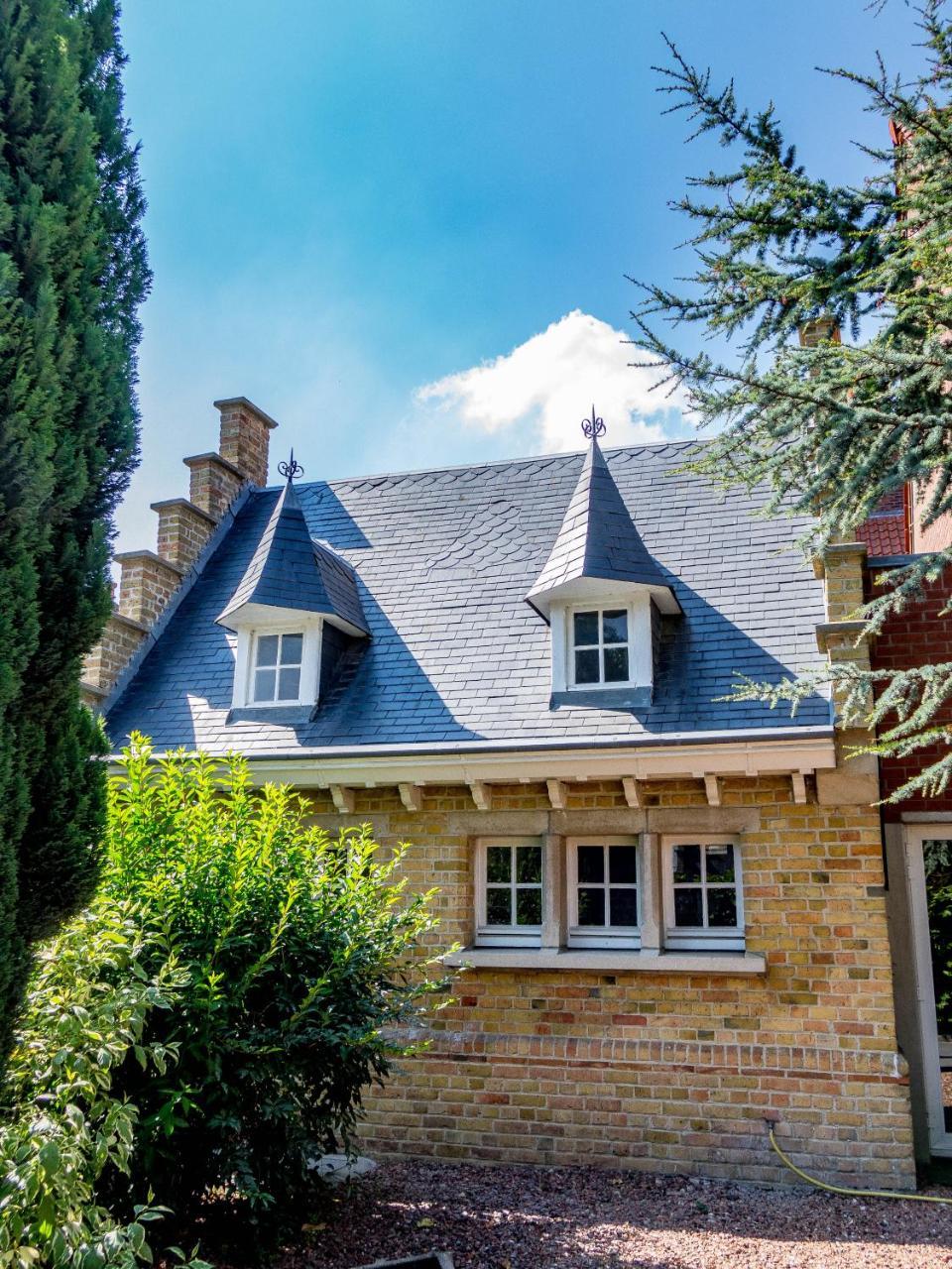 באילול Logis - Belle Hotel, Lille-Ouest מראה חיצוני תמונה